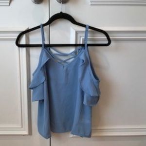 Super cute cold shoulder top